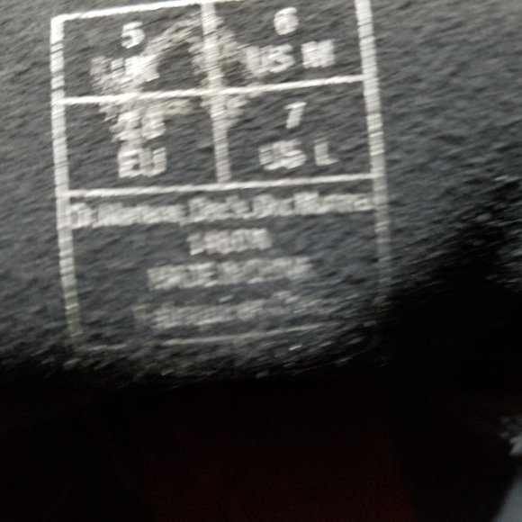 Dr. Doc Martens Womens Size 7 Black Patent Leather Combat Boots 1460W - Picture 8 of 8